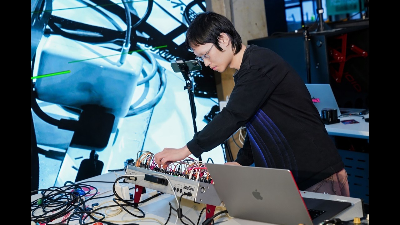 GUAN performing at Modular Commune Beijing 2025